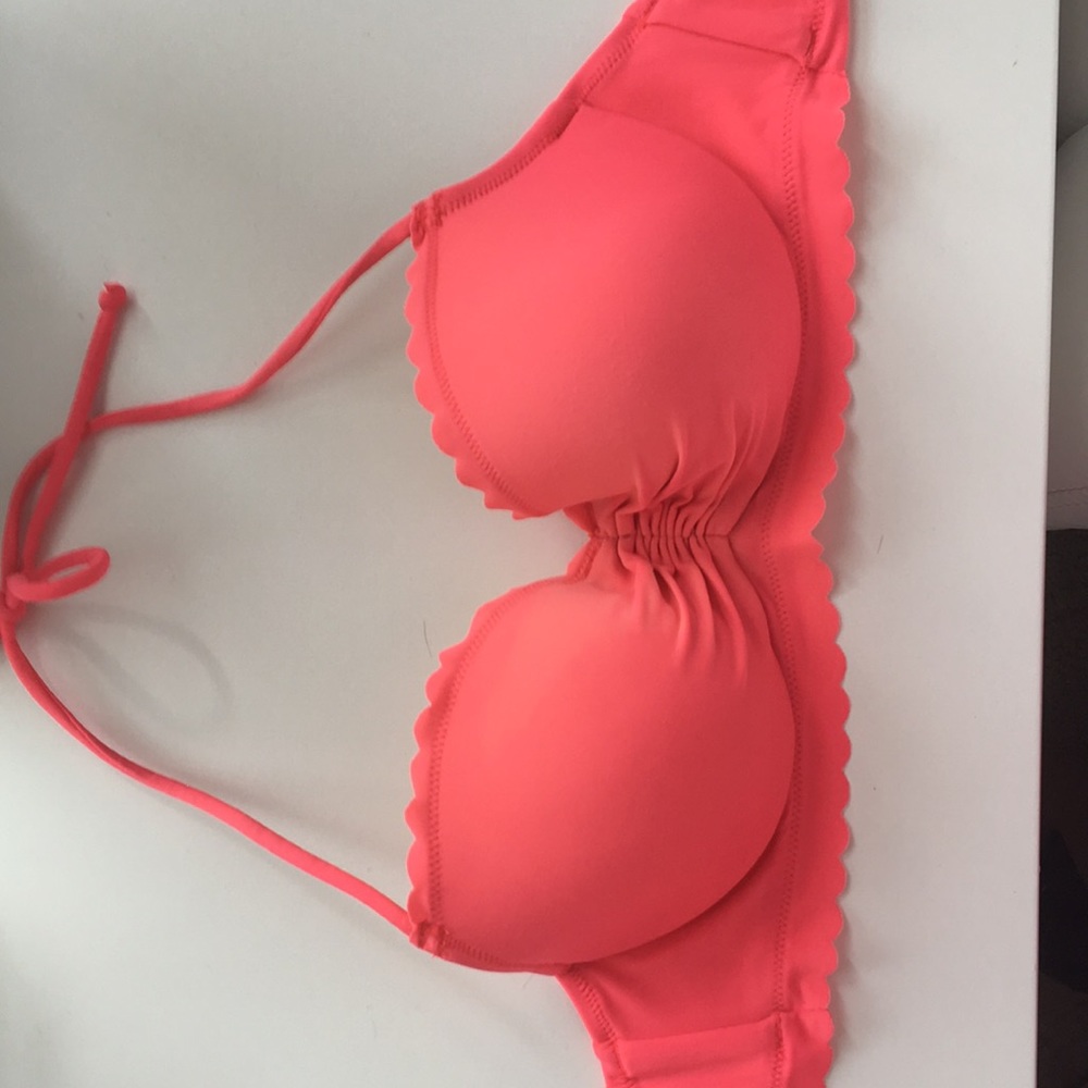 Victoria’s Secret bathing suit top